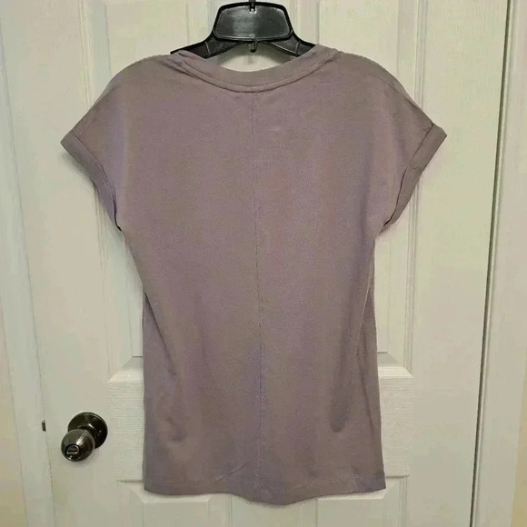 NWT Banana Republic V-neck Top Pale Purple Rolled Sleeve XS Cotton Blend Tee - Picture 12 of 13